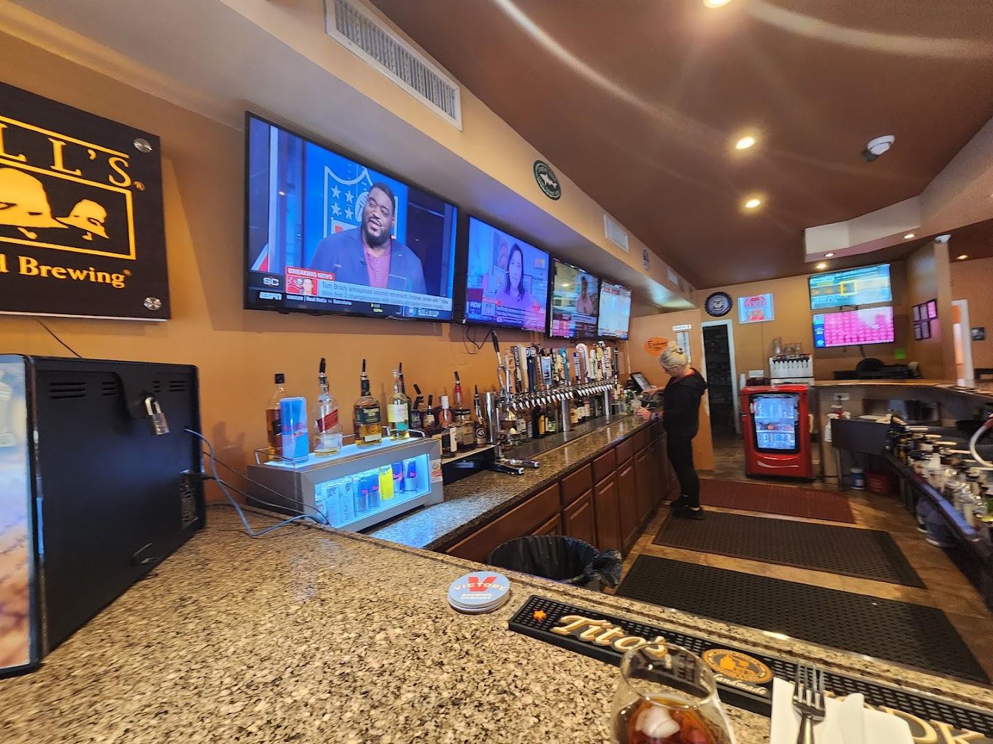 Tom's Pizza Place
